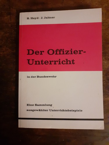 Offizier unterricht der - in,